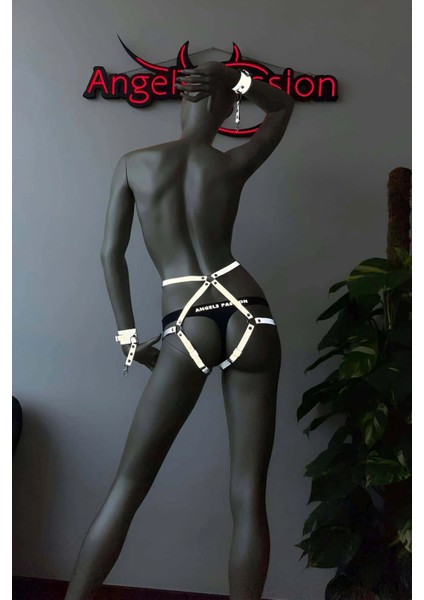 Beyaz Reflektörlü Popo Üzeri Kelepçeli Harness - APFT270 indirimleri