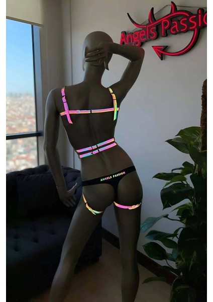 Direk Dans Kıyafetleri - Şık Reflektörlü Body Harness fırsatları