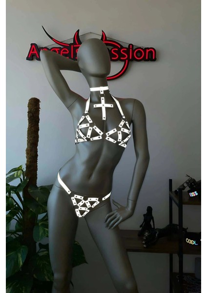 Karanlıkta Parlayan Seksi Reflektörlü Sütyen Takım - APFT464 indirimleri