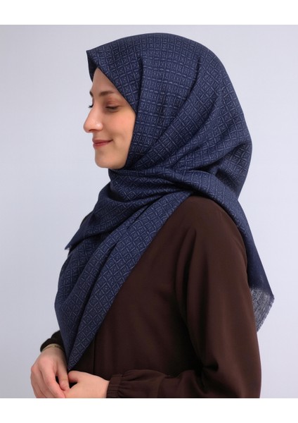 Desenli Denim Eşarp – 95X95 Cm, Kaymaz, Dört Mevsim Kullanıma Uygun fırsatları