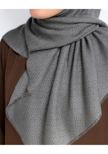 Desenli Denim Eşarp – 95X95 Cm, Kaymaz, Dört Mevsim Kullanıma Uygun fiyatları