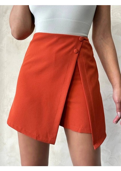 Iki Düğmeli Kapaklı Şort Etek Kremit S24046 indirimleri