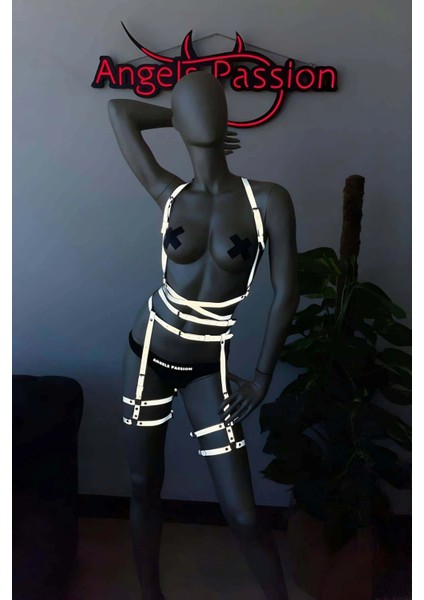 Geceleri Işıkta Parlayan Şık Harness - APFT274 indirimleri