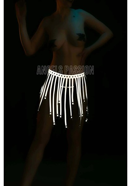 Beyaz Reflektörlü Püsküllü Etek, Gece Elbisesi, Tayt ve Şort Aksesuarı - APFT579 fırsatları