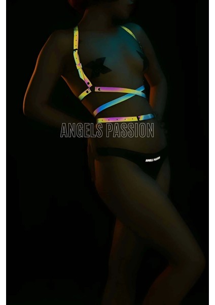 Bel Dolama Detaylı Karanlıkta Renkli Yansıyan Göğüs Harness - APFT172 fiyatları