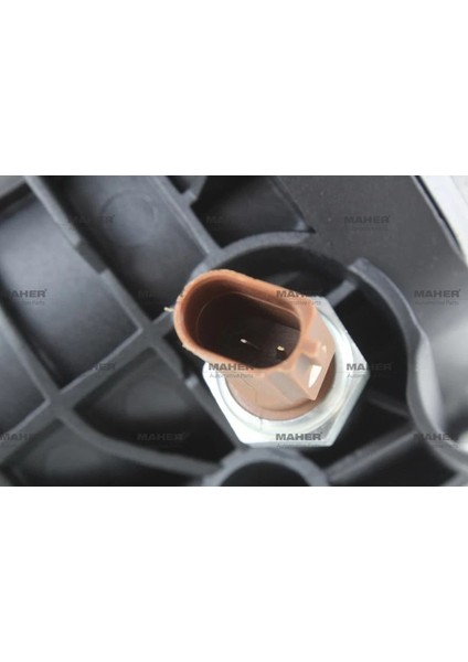 YAĞ FILTRE KÜTÜGÜ KOMPLE SOGUTUCULU GOLF7 / A3 / LEON / PASSAT / TIGUAN / CADDY 2013 CUUB-CUUC-CUUD-CUUF-DFSD-CLHA-CLHB-DCXA-CRLB-CUVC 1.6 TDI-2.0 TDI 03N115389A fırsatları