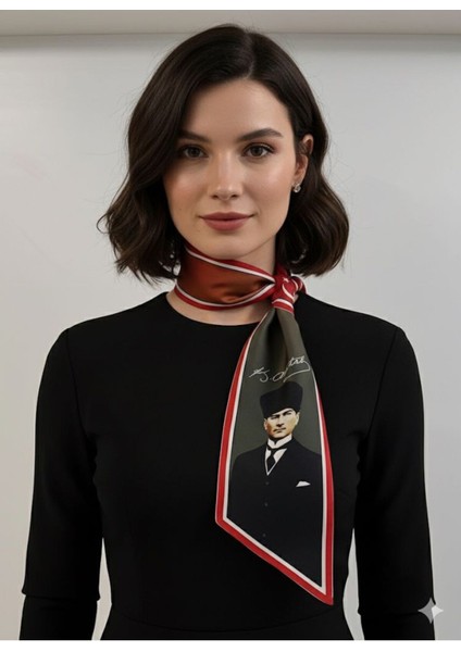 Atatürk Fotoğraflı ve Imzalı Türk Bayraklı Kravat / Eşarp / Fular