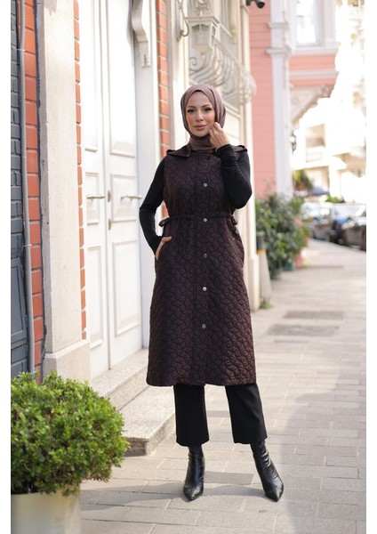 Şirin Kapüşonlu Kapitone Yelek - 7005