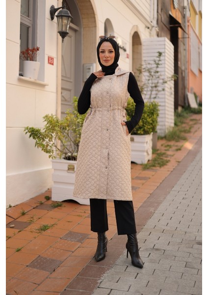 Şirin Kapüşonlu Kapitone Yelek - 7005