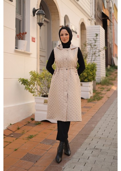 Şirin Kapüşonlu Kapitone Yelek - 7005