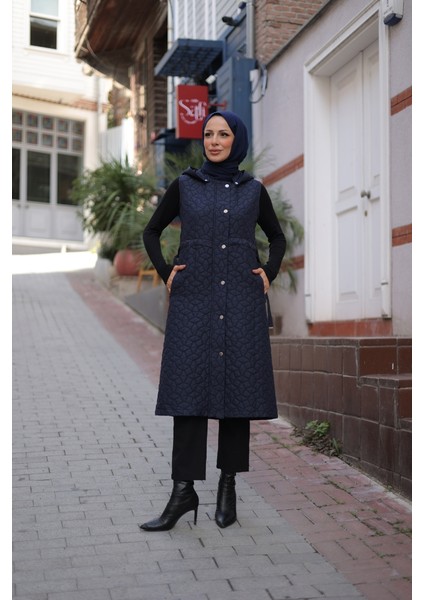 Şirin Kapüşonlu Kapitone Yelek - 7005