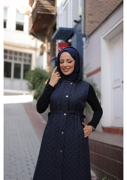 Şirin Kapüşonlu Kapitone Yelek - 7005 fırsatları