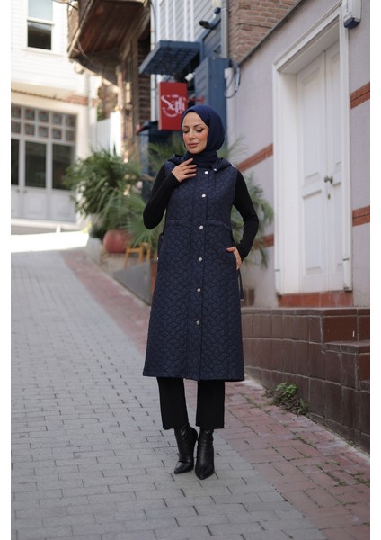 Şirin Kapüşonlu Kapitone Yelek - 7005