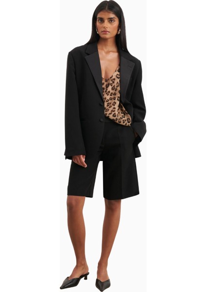 Satin Detail Single Breasted Blazer Oversize Tek Düğmeli Kadın Ceket fırsatları