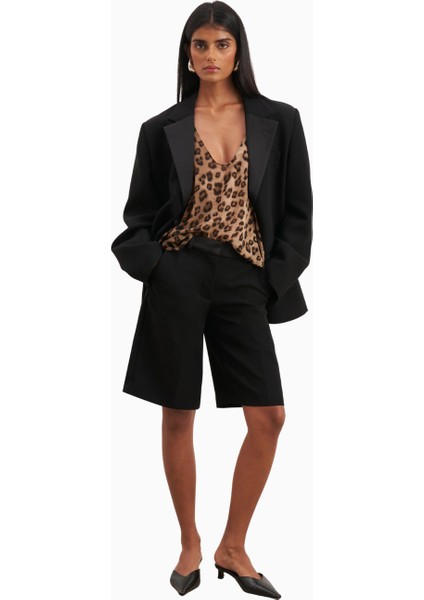 Satin Detail Single Breasted Blazer Oversize Tek Düğmeli Kadın Ceket indirimleri