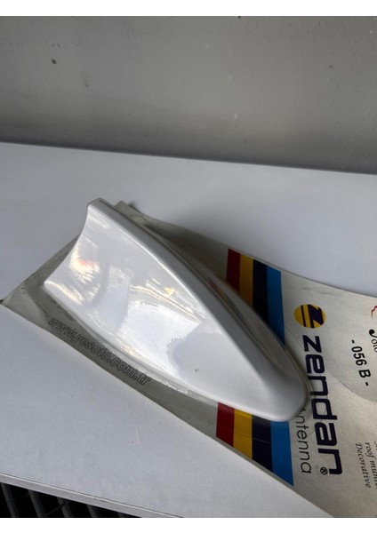 Otomobil Köpek Balığı Anten Görünüm Beyaz