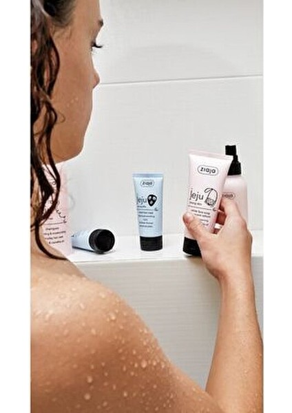 Jeju Yüz Mikro Peeling Yağlı Ciltler İçin Arındırıcı Etki 75 ml Gliserin İçerir