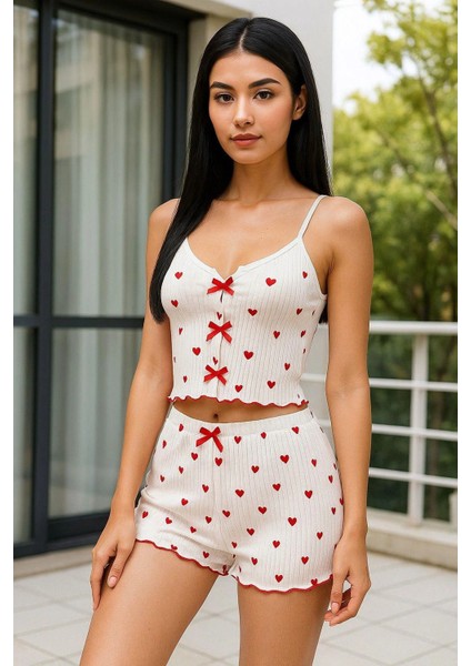 Kadın Kalp Desenli Şortlu Pijama Takımı