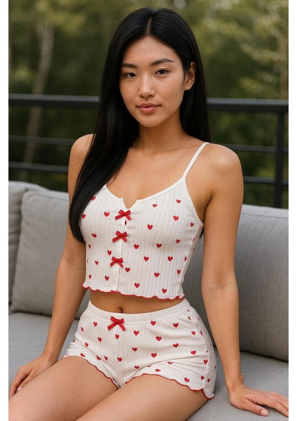 Kadın Kalp Desenli Şortlu Pijama Takımı fiyatları