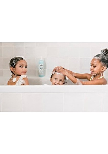 Cilt Temizleme Köpüğü Arındırıcı Etkiyle Tüm Cilt Tipleri İçin 250 ml modelleri