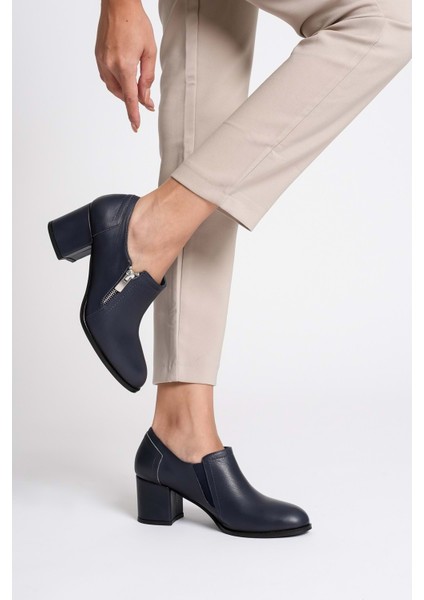 Kadın Hakiki Deri Fermuar Detaylı Şık Topuklu Ayakkabı - Lacivert fiyatları