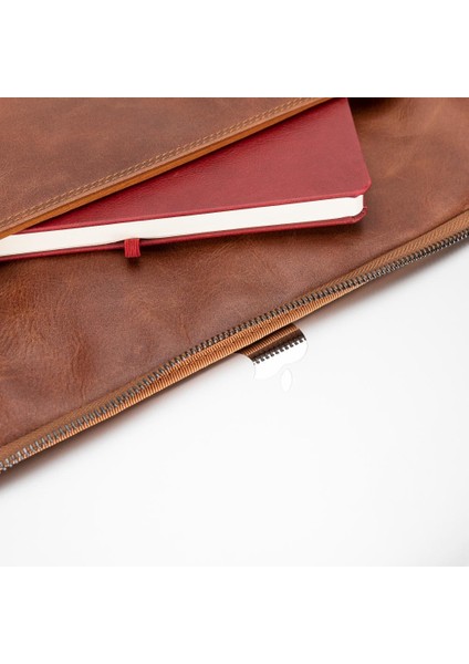 Mondo Deri Dizüstü Bilgisayar / Tablet Çantası