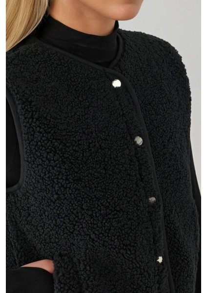 Kadın Dokulu Yuvarlak Yaka Kolsuz Kalın Yelek Siyah fırsatları