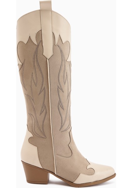 Bahar Bej Süet Nakışlı Deri Detaylı Topuklu Western Çizme