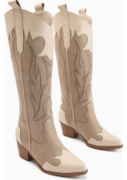 Bahar Bej Süet Nakışlı Deri Detaylı Topuklu Western Çizme fiyatları