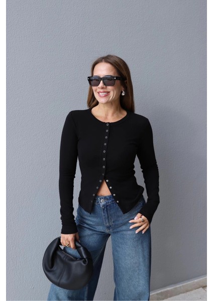 Siyah Ön Çıtçıt Detay Body fırsatları