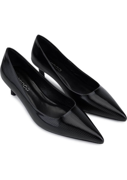 Kadın Suni Deri Siyah Topuklu Ayakkabı 735 8318 Bn Ayk SK25-26 Sıyah fiyatları