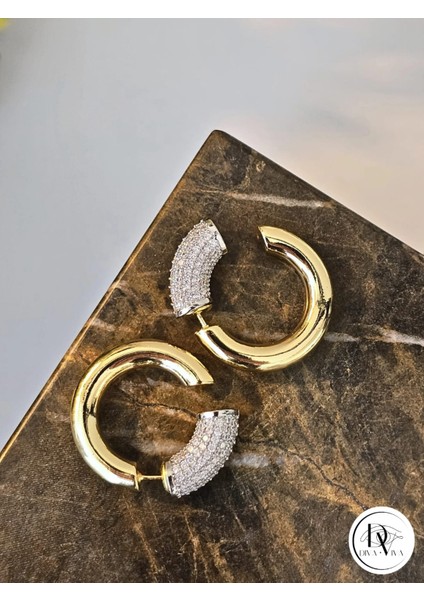 - Glow Earrings – Gold Kaplama Taş Detaylı Kadın Küpe (KOD-358)