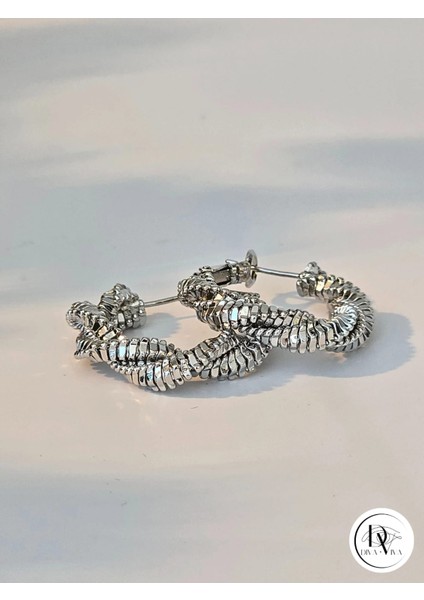 - Glow Earrings – Işıltılı Burgu Kadın Küpe (KOD-363)