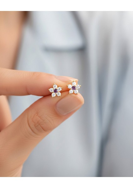 Feraye Minik Çiçek 14 Ayar Altın Küpe