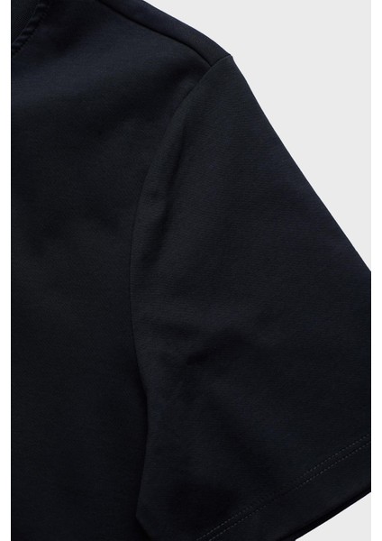 Pamuklu Regular Fit Bisiklet Yaka Logolu T Shirt Bayan T Shirt LB25FWCLAFUTS indirimleri