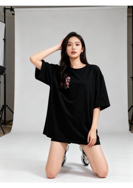 Bloom Babe – Oversize T-Shirt Siyah %100 Pamuklu Özel Tasarım Baskılı fiyatları