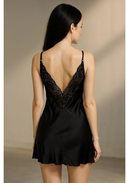 Kadın Siyah Sırt Dekolteli Saten Gecelik fiyatları