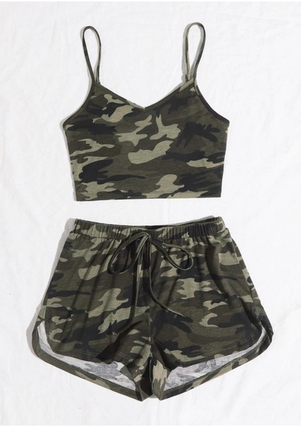 Kadın Kamuflaj Desenli Askılı Crop Top ve Şortlu Gecelik Takım modelleri
