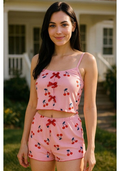 Kadın Vişne Desenli Şortlu Pijama Takımı