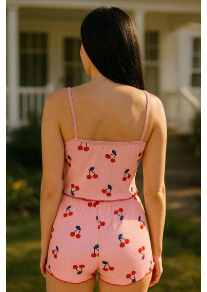 Kadın Vişne Desenli Şortlu Pijama Takımı fiyatları