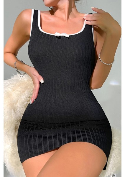 Kadın Siyah Fiyonklu Kaşkorse Gecelik ve Tanga Takım fırsatları