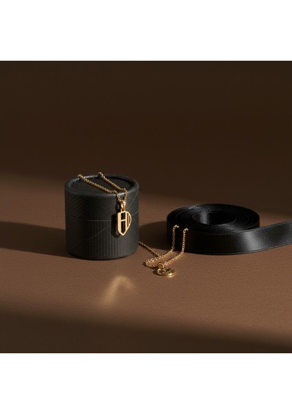 8 Ayar Altın Kolye Ucu D&h GM10906 1 gr modelleri