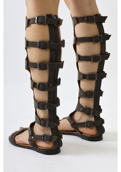 Hakiki Deri Medusa Kahve Taş Detaylı Diz Altı Gladyatör Sandalet modelleri