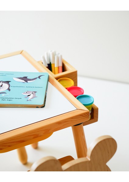 Woodnjoy Doğal Ahşap Duyusal Çocuk Aktivite Masası Oyun Masası ve Çocuk Çalışma Masası 1 Sandalye Seti(Rulo Aparalı ve Kırtasiye İstasyonlu)