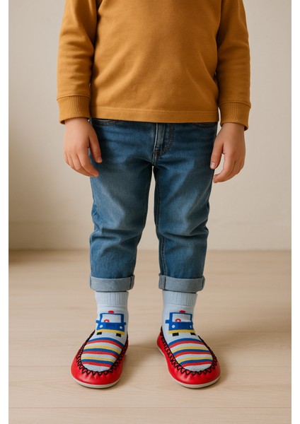 Erkek Çocuk Araba Desenli Makosen Soket Çorap Patik Panduf – Kaydırmaz Ev & Anaokulu Ayakkabısı Kırmızı