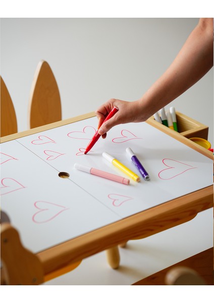 & Doğal Ahşap Duyusal Çocuk Aktivite Masası Oyun Masası ve Çocuk Çalışma Masası 2 Sandalye Seti(Rulo Aparatlı ve Kırtasiye Istasyonlu)