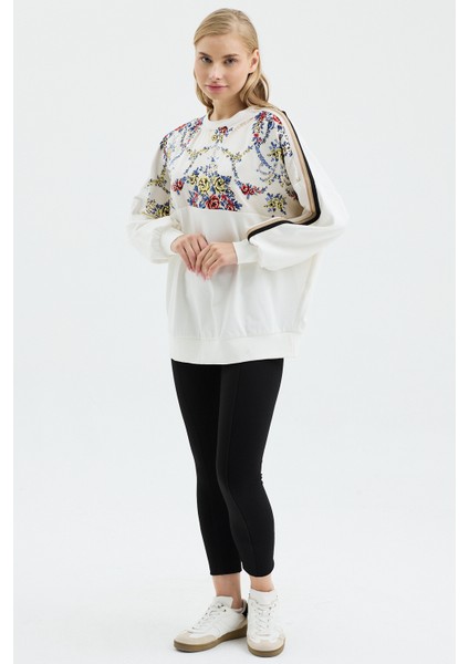 Kadın Oversize Yuvarlak Yakalı Jakar Garnili Sweatshirt modelleri