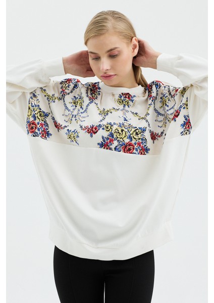 Kadın Oversize Yuvarlak Yakalı Jakar Garnili Sweatshirt