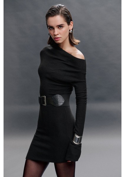 Asimetrik Yaka Kısa Elbise - Exclusive Collection modelleri