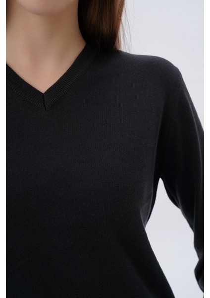 Kadın Siyah %100 Organik Pamuk V Yaka Triko Kazak Bluz TRIST-6102